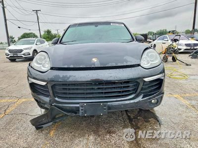 Piąte zdjęcie samochodu w środku: 2016 PORSCHE CAYENNE VIN:WP1AA2A21GLA10962 - miniatura
