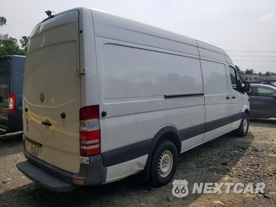 Trzecie zdjęcie samochodu z tyłu: 2014 FREIGHTLINER SPRINTER 2500 DELIVERY VAN VIN:WDYPE8DC2E5923341 - miniatura
