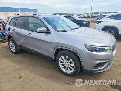 Czwarte zdjęcie samochodu z boku: 2021 JEEP CHEROKEE LATITUDE VIN:1C4PJLCB0MD115996 - miniatura