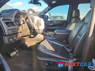 Zdjęcie 7 z 12 samochodu: 2021 CHEVROLET SUBURBAN C1500 RST VIN:1GNSCEKD4MR190813 - miniatura