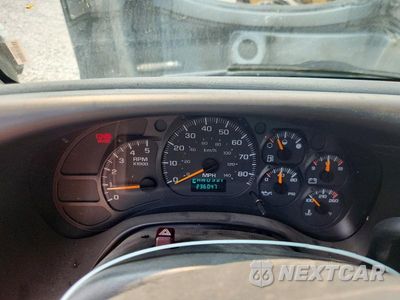 Zdjęcie 9 z 12 samochodu: 2005 CHEVROLET C5500 C5C042 VIN:1GBE5C1E85F523455 - miniatura