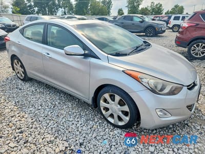 Czwarte zdjęcie samochodu z boku: 2012 HYUNDAI ELANTRA LIMITED VIN:KMHDH4AE7CU316595 - miniatura