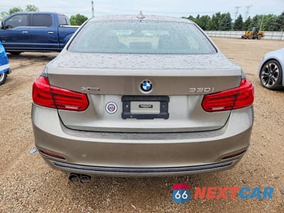 Zdjęcie 6 z 12 samochodu: 2018 BMW 330 XI VIN:WBA8D9C52JEB35472 - miniatura