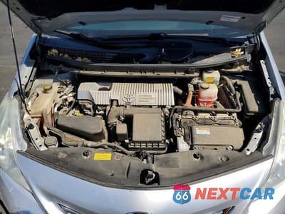 Zdjęcie 11 z 12 samochodu: 2013 TOYOTA PRIUS V THREE VIN:JTDZN3EU3D3233011 - miniatura