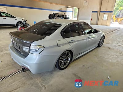 Trzecie zdjęcie samochodu z tyłu: 2015 BMW 335 I VIN:WBA3A9G51FNS66328 - miniatura