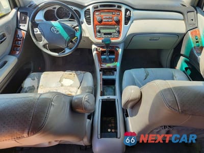 Zdjęcie 8 z 12 samochodu: 2005 TOYOTA HIGHLANDER LIMITED VIN:JTEEP21A750118943 - miniatura
