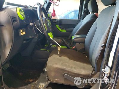 Zdjęcie 7 z 13 samochodu: 2018 JEEP WRANGLER UNLIMITED SPORT VIN:1C4BJWDG4JL822543 - miniatura