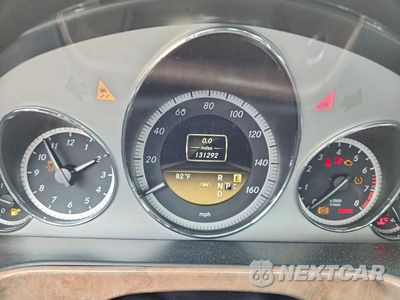 Zdjęcie 9 z 12 samochodu: 2012 MERCEDES-BENZ E 350 4MATIC VIN:WDDHF8JB7CA597331 - miniatura