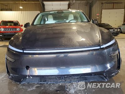 Piąte zdjęcie samochodu w środku: 2026 TESLA MODEL Y VIN:7SAYGDEE9TF448353 - miniatura