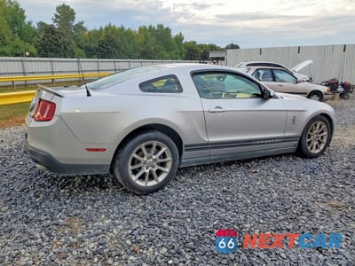 Trzecie zdjęcie samochodu z tyłu: 2011 FORD MUSTANG VIN:1ZVBP8AM1B5149086 - miniatura