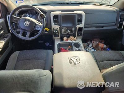 Zdjęcie 8 z 13 samochodu: 2015 RAM 1500 SLT VIN:1C6RR6LT9FS762155 - miniatura