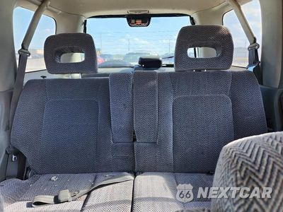 Zdjęcie 10 z 13 samochodu: 1998 HONDA CR-V LX VIN:JHLRD2841WC015079 - miniatura