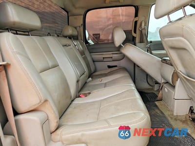 Zdjęcie 10 z 12 samochodu: 2008 GMC SIERRA C1500 VIN:2GTEC13J081335072 - miniatura