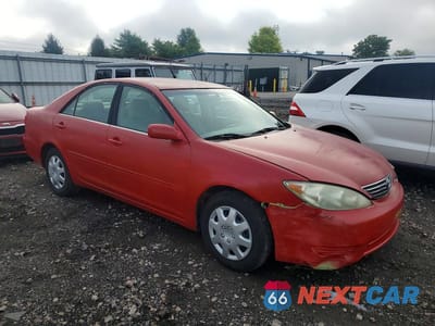 Czwarte zdjęcie samochodu z boku: 2005 TOYOTA CAMRY LE VIN:4T1BE30KX5U969085 - miniatura