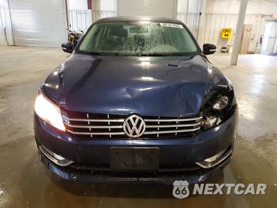 Piąte zdjęcie samochodu w środku: 2013 VOLKSWAGEN PASSAT SE VIN:1VWBN7A37DC049208 - miniatura