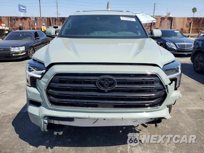 Piąte zdjęcie samochodu w środku: 2025 TOYOTA SEQUOIA SR5 VIN:7SVAAABA1SX071043 - miniatura