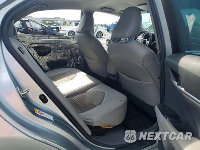 Zdjęcie 10 z 13 samochodu: 2018 TOYOTA CAMRY SE VIN:4T1B11HK1JU032785 - miniatura