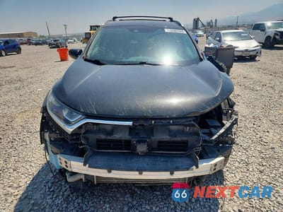 Piąte zdjęcie samochodu w środku: 2018 HONDA CR-V EX VIN:2HKRW2H55JH654353 - miniatura