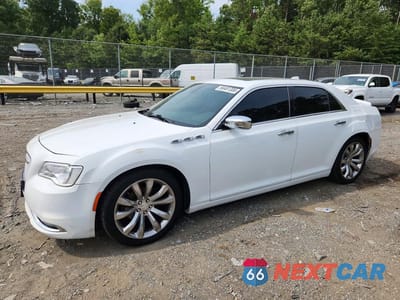 2018 CHRYSLER 300 LIMITED 2C3CCAEG6JH314107 - główne zdjęcie licytacji z USA - miniatura