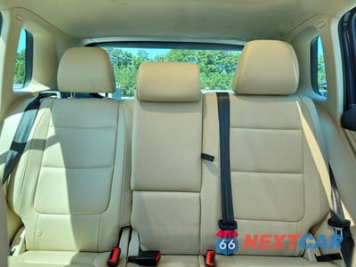 Zdjęcie 10 z 13 samochodu: 2015 VOLKSWAGEN TIGUAN S VIN:WVGAV7AX2FW592898 - miniatura