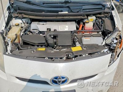 Zdjęcie 11 z 12 samochodu: 2011 TOYOTA PRIUS THREE VIN:JTDKN3DU8B0297594 - miniatura