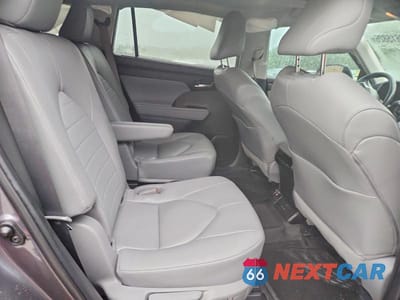 Zdjęcie 11 z 13 samochodu: 2023 TOYOTA HIGHLANDER XLE VIN:5TDKDRAH7PS043814 - miniatura