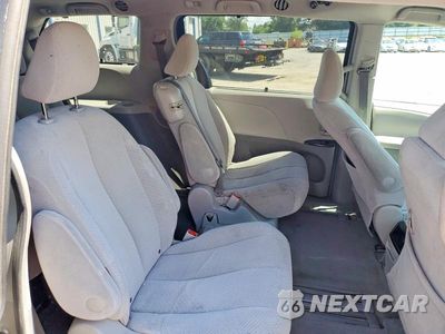 Zdjęcie 11 z 13 samochodu: 2011 TOYOTA SIENNA LE VIN:5TDKK3DC7BS002790 - miniatura