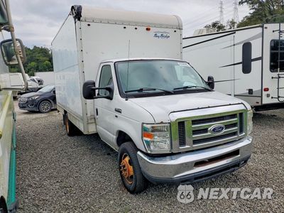 Czwarte zdjęcie samochodu z boku: 2012 FREIGHTLINER MT45 CHASSIS BOX TRUCK VIN:4UZAAPDU4CCBL7709 - miniatura