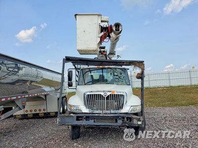 Piąte zdjęcie samochodu w środku: 2011 INTERNATIONAL 4300 FORESTRY BUCKET TRUCK VIN:1HTMMAAMXBH326439 - miniatura