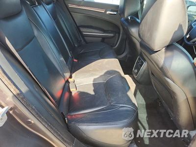 Zdjęcie 10 z 13 samochodu: 2013 CHRYSLER 300 VIN:2C3CCAAG9DH600429 - miniatura