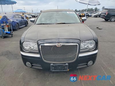 Piąte zdjęcie samochodu w środku: 2008 CHRYSLER 300C VIN:2C3KA63H18H140239 - miniatura