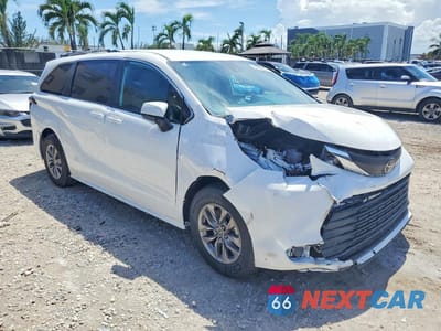 Czwarte zdjęcie samochodu z boku: 2026 TOYOTA SIENNA LE VIN:5TDKSKFC7TS231527 - miniatura