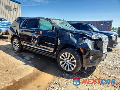 Czwarte zdjęcie samochodu z boku: 2021 GMC YUKON DENALI VIN:1GKS2DKL1MR202630 - miniatura