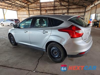 Drugie zdjęcie samochodu z przodu: 2012 FORD FOCUS SE VIN:1FAHP3K25CL452579 - miniatura