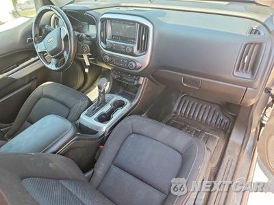 Zdjęcie 8 z 12 samochodu: 2022 CHEVROLET COLORADO LT VIN:1GCHSCEA0N1181599 - miniatura