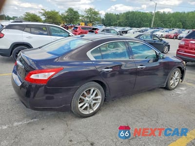 Trzecie zdjęcie samochodu z tyłu: 2010 NISSAN MAXIMA 3.5 S VIN:1N4AA5AP9AC855537 - miniatura