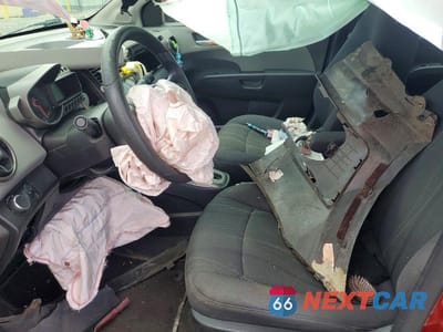 Zdjęcie 7 z 12 samochodu: 2013 CHEVROLET SONIC LT VIN:1G1JC5SG1D4229314 - miniatura