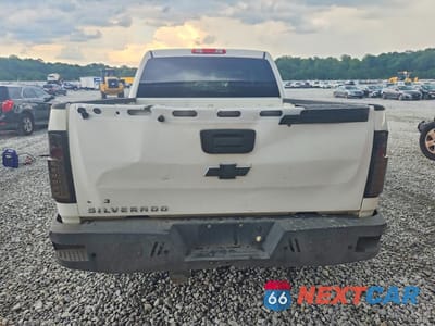Zdjęcie 6 z 12 samochodu: 2011 CHEVROLET SILVERADO K1500 VIN:1GCPKPE32BF160076 - miniatura