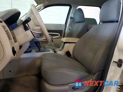 Zdjęcie 7 z 13 samochodu: 2010 FORD ESCAPE XLT VIN:1FMCU9DG3AKA81056 - miniatura
