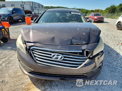 Piąte zdjęcie samochodu w środku: 2015 HYUNDAI SONATA SE VIN:5NPE24AF7FH237025 - miniatura