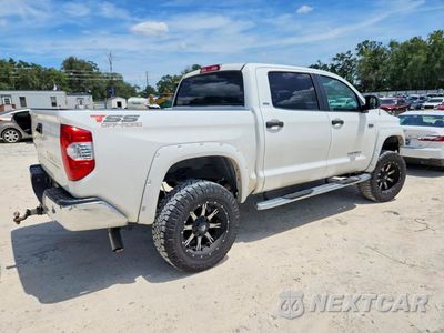 Trzecie zdjęcie samochodu z tyłu: 2016 TOYOTA TUNDRA SR5 VIN:5TFDW5F16GX560331 - miniatura
