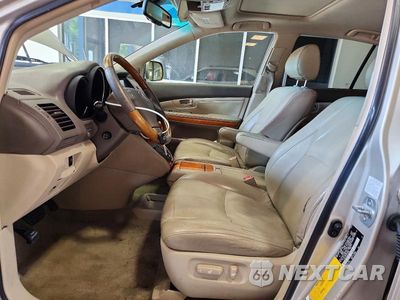 Zdjęcie 7 z 13 samochodu: 2008 LEXUS RX 350 VIN:2T2HK31U18C079885 - miniatura