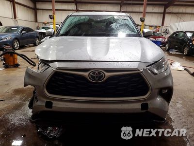 Piąte zdjęcie samochodu w środku: 2021 TOYOTA HIGHLANDER LE VIN:5TDBZRBH4MS150766 - miniatura