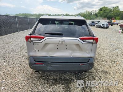 Zdjęcie 6 z 12 samochodu: 2023 TOYOTA RAV4 XLE VIN:2T3W1RFV8PC226051 - miniatura