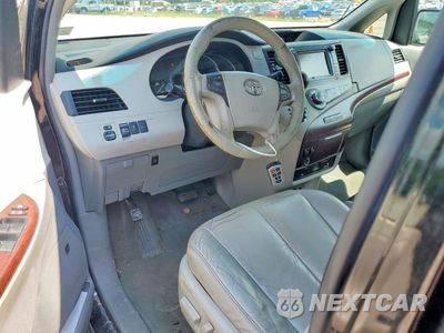 Zdjęcie 8 z 12 samochodu: 2011 TOYOTA SIENNA XLE 8-PASSENGER VIN:5TDYK3DC4BS069597 - miniatura