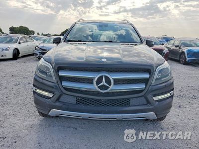 Piąte zdjęcie samochodu w środku: 2014 MERCEDES-BENZ GL 350 BLUETEC VIN:4JGDF2EE2EA404110 - miniatura