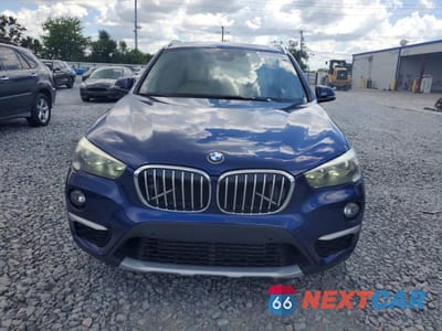 Piąte zdjęcie samochodu w środku: 2017 BMW X1 XDRIVE28I VIN:WBXHT3C33H5F69771 - miniatura