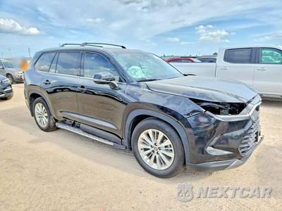 Czwarte zdjęcie samochodu z boku: 2025 TOYOTA GRAND HIGHLANDER PLATINUM VIN:5TDAAAB54SS085070 - miniatura