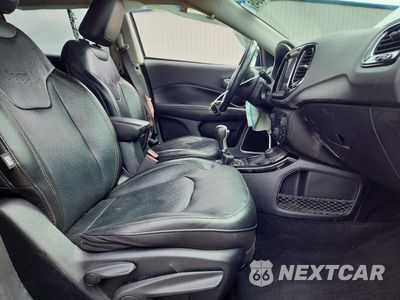 Zdjęcie 7 z 12 samochodu: 2019 JEEP COMPASS LIMITED VIN:3C4NJDCB3KT771873 - miniatura