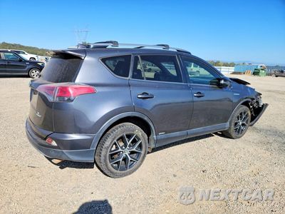 Trzecie zdjęcie samochodu z tyłu: 2018 TOYOTA RAV4 HV SE VIN:JTMJJREV4JD163528 - miniatura